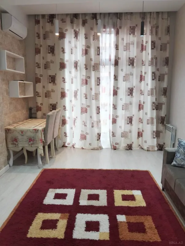 Kirayə verilir 2 otaqlı mənzil 65 m²