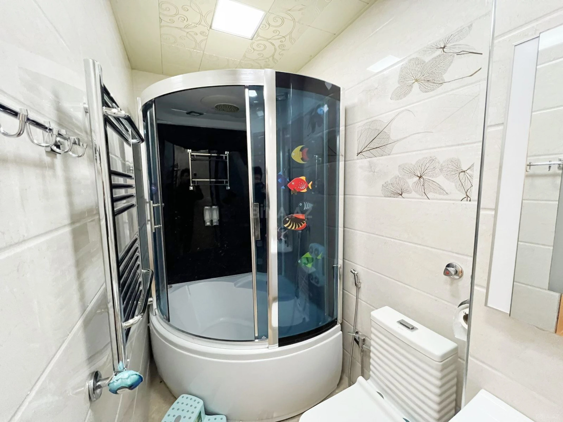 Kirayə verilir 3 otaqlı mənzil 150 m²