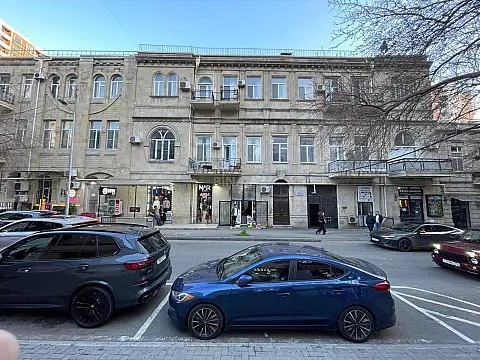 Satılır 3 otaqlı mənzil 85 m² — Bakı 3 otaq 85.00 m²