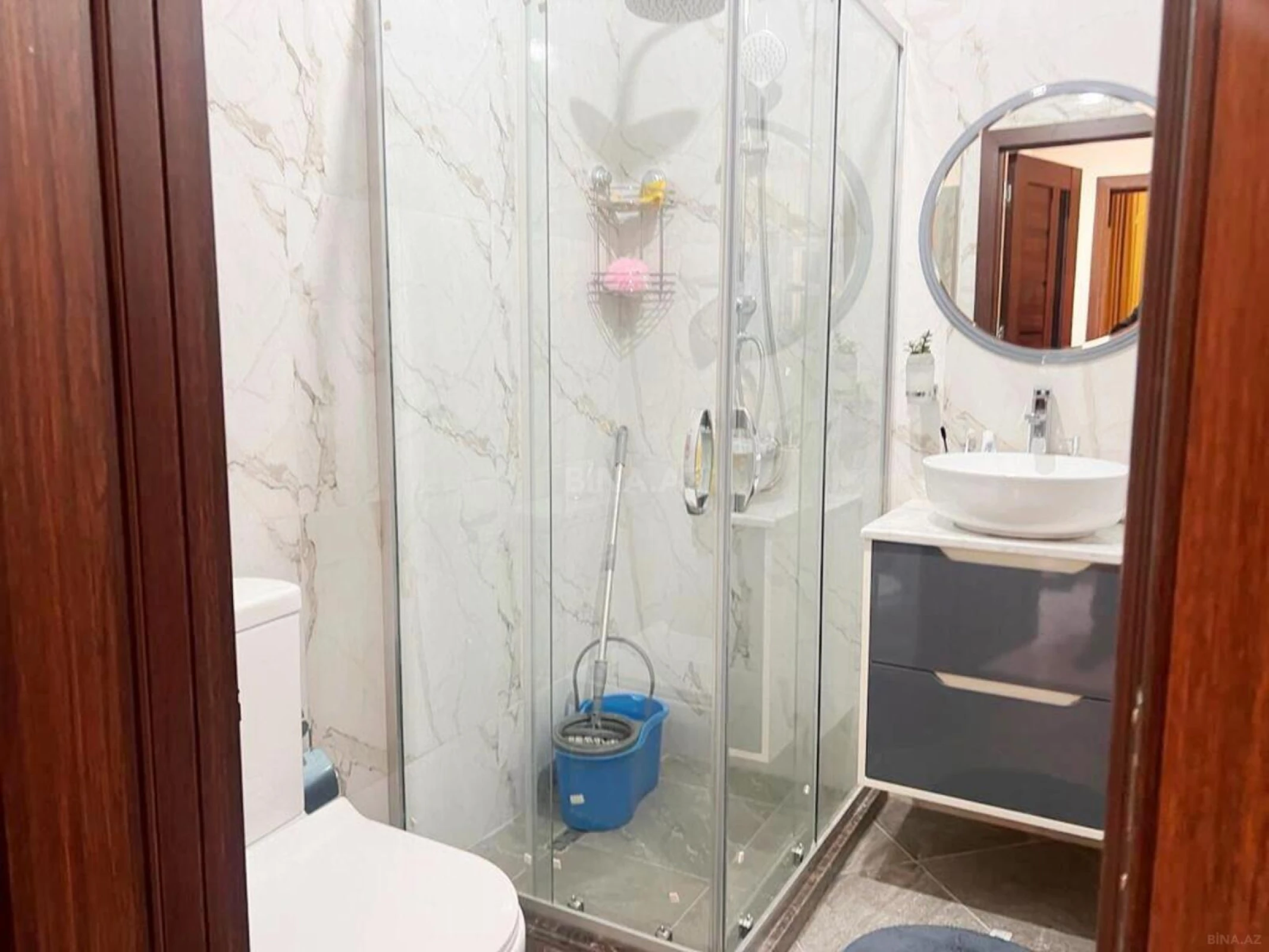 Kirayə verilir 2 otaqlı mənzil 70 m²