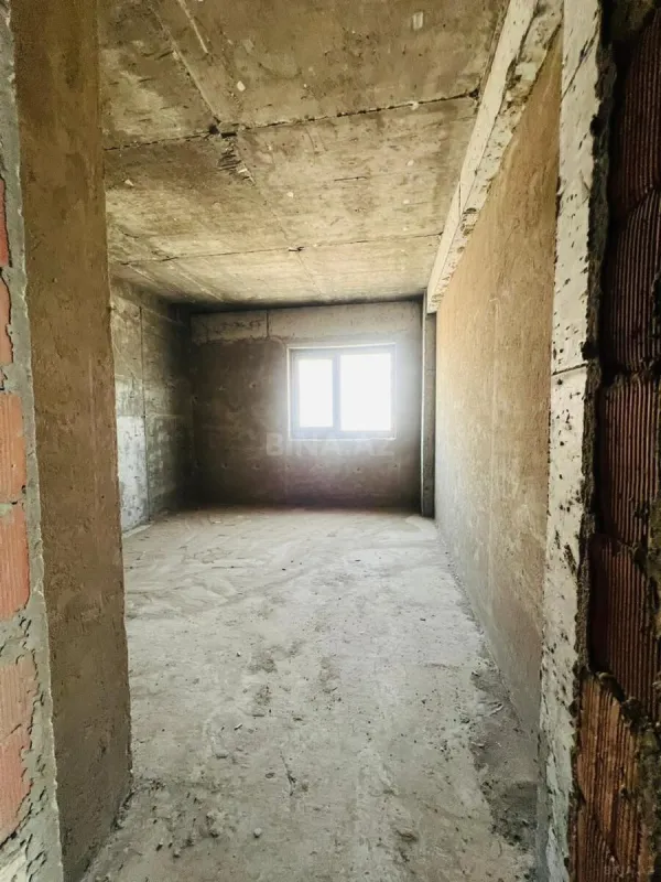 Satılır 3 otaqlı mənzil 187 m²