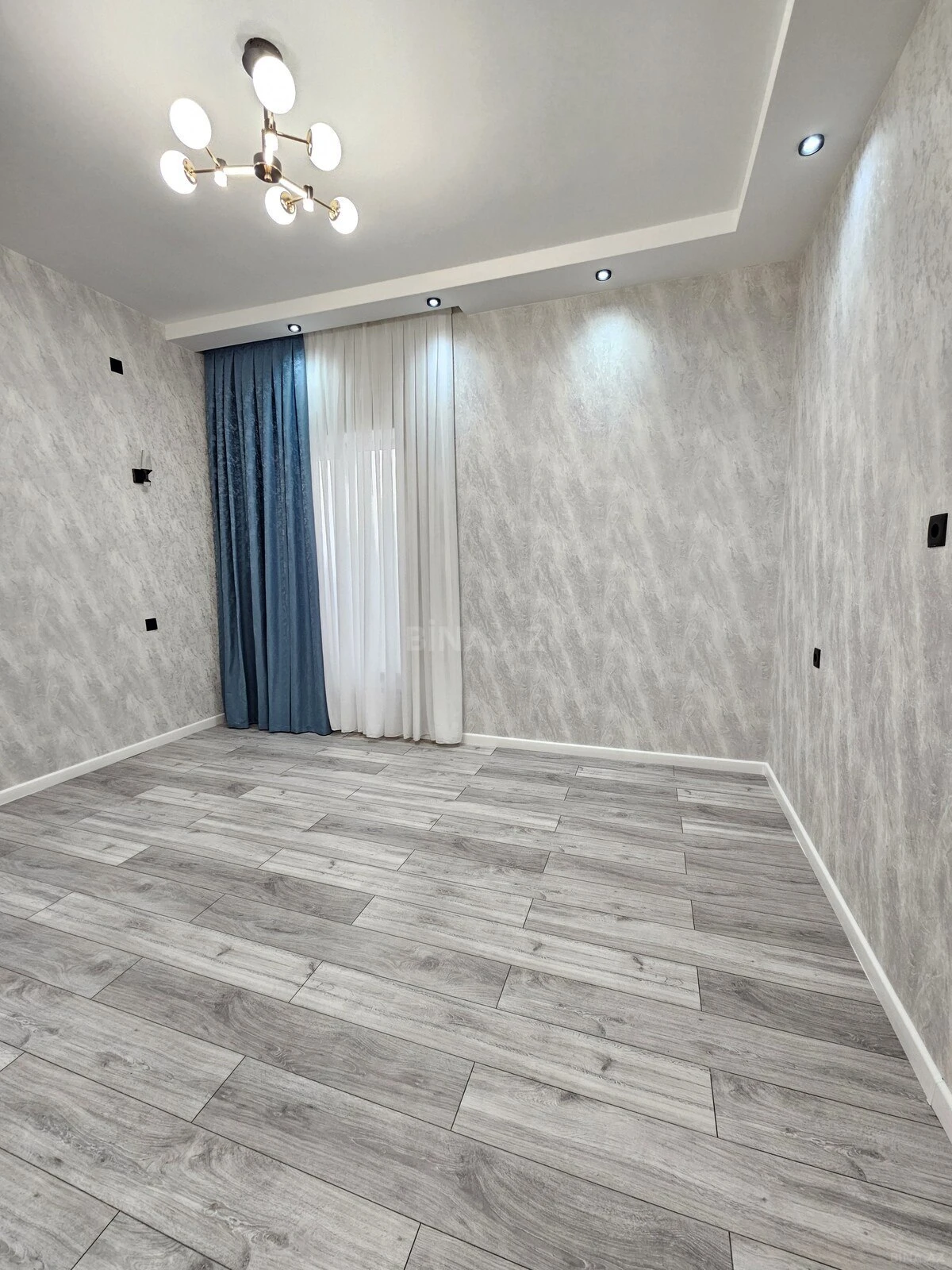 Satılır 4 otaqlı həyət evi 155 m²