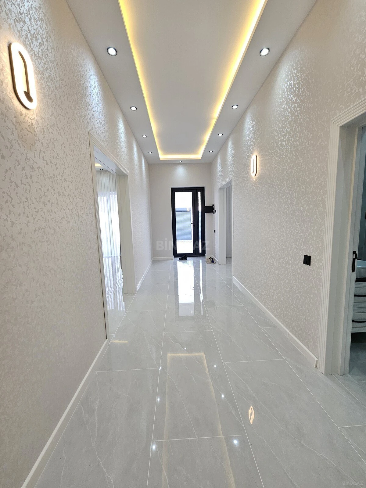 Satılır 4 otaqlı həyət evi 155 m²