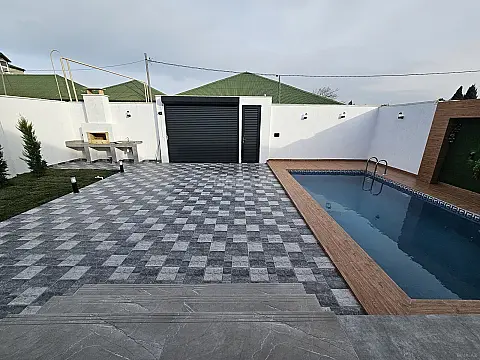 Satılır 4 otaqlı həyət evi 155 m²