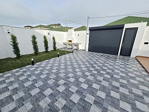 Satılır 4 otaqlı həyət evi 155 m²