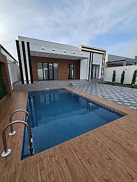 Satılır 4 otaqlı həyət evi 155 m²