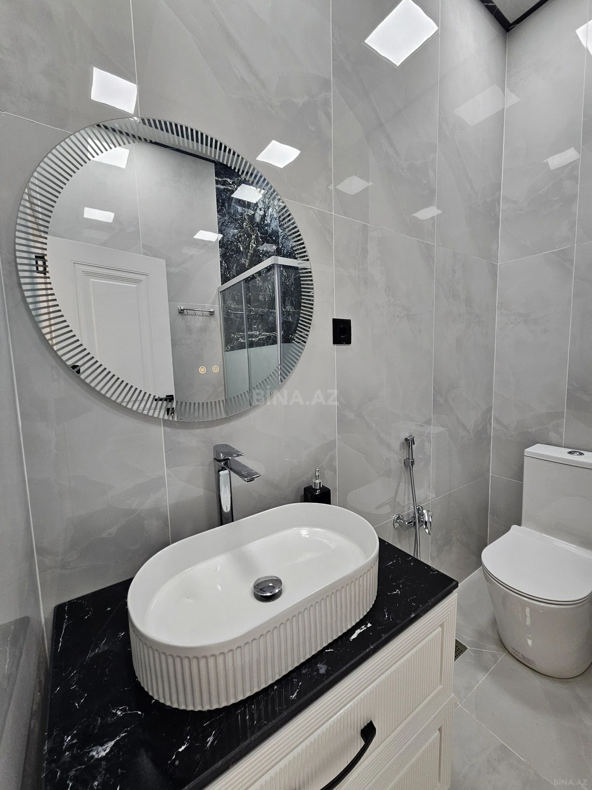 Satılır 4 otaqlı həyət evi 155 m²