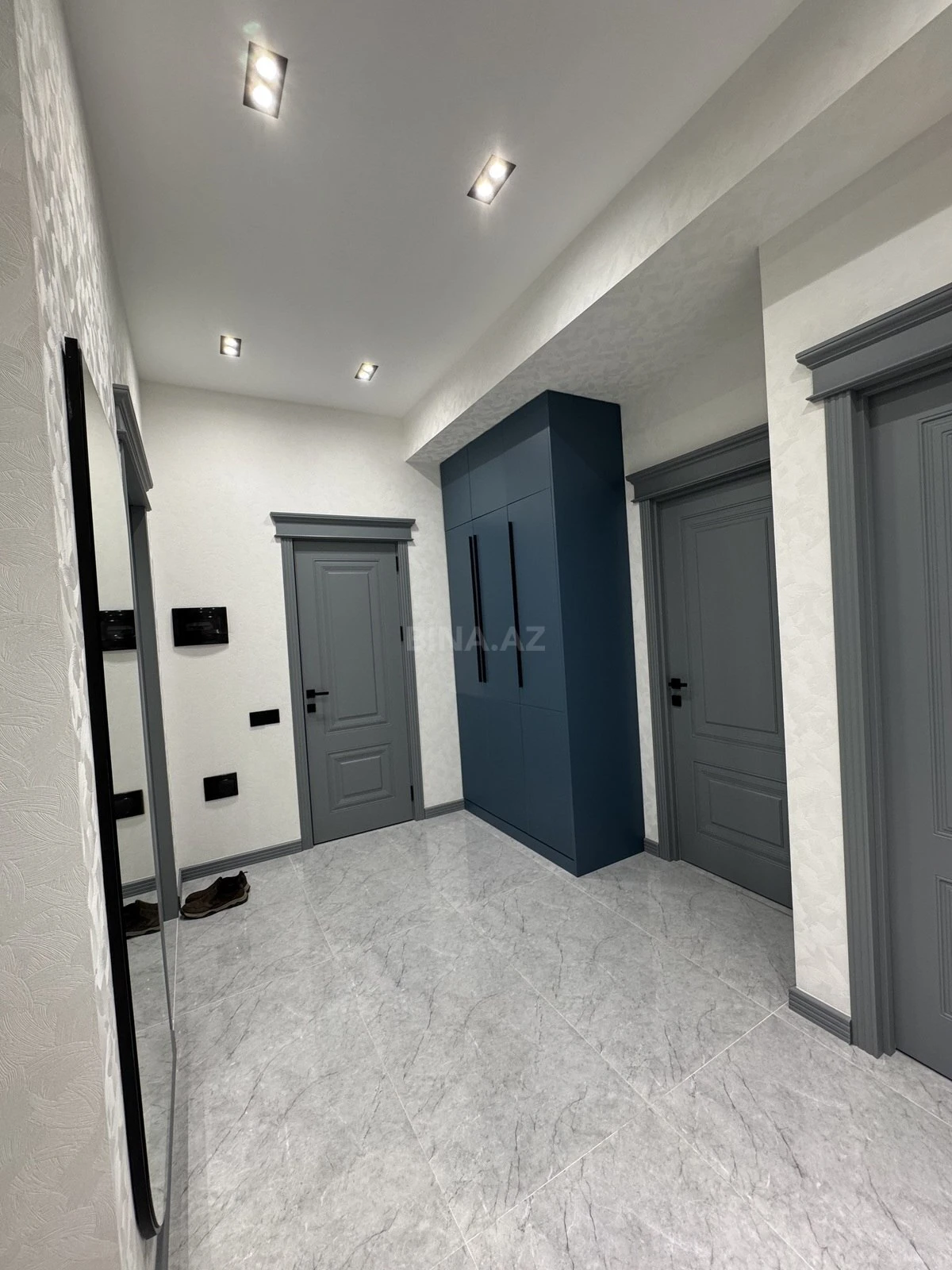 Satılır 2 otaqlı mənzil 65 m²