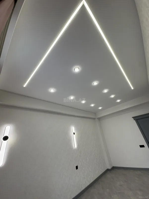 Satılır 2 otaqlı mənzil 65 m²