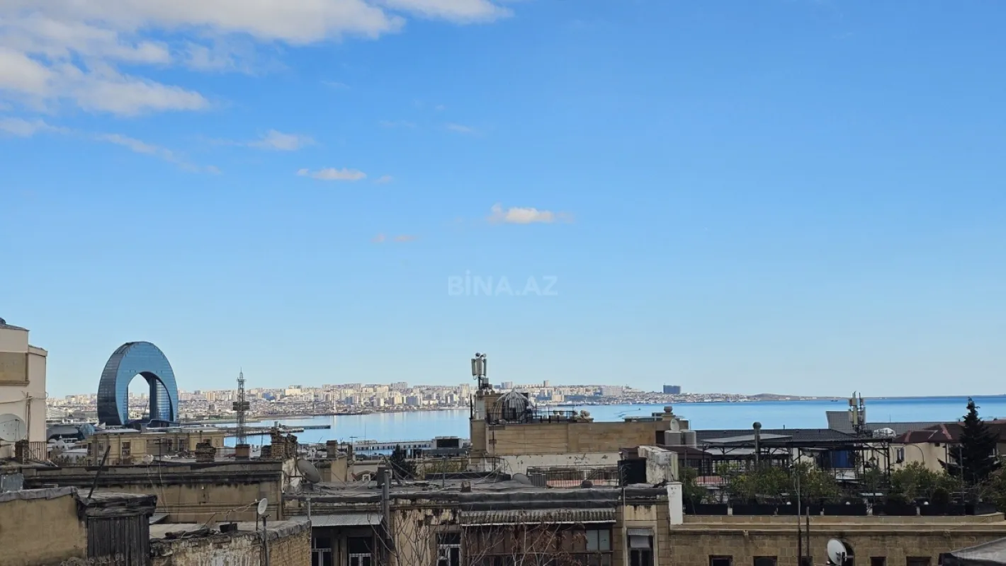 Satılır 2 otaqlı mənzil 60 m²