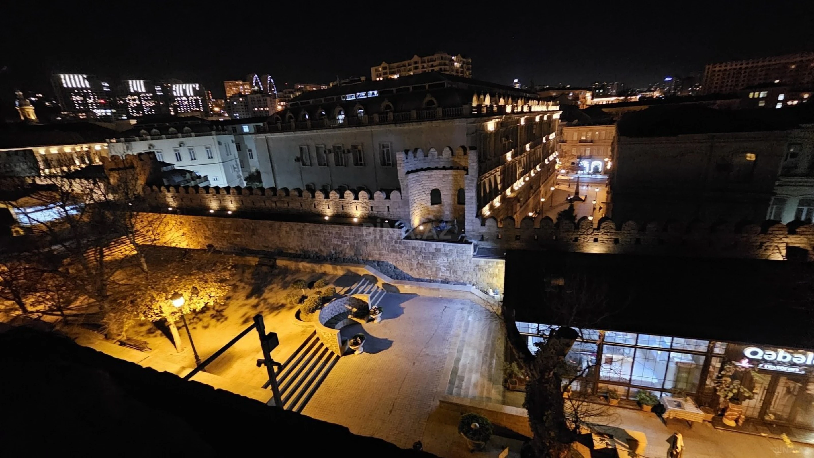 Satılır 2 otaqlı mənzil 60 m²