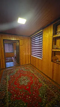 Satılır 6 otaqlı həyət evi 250 m²