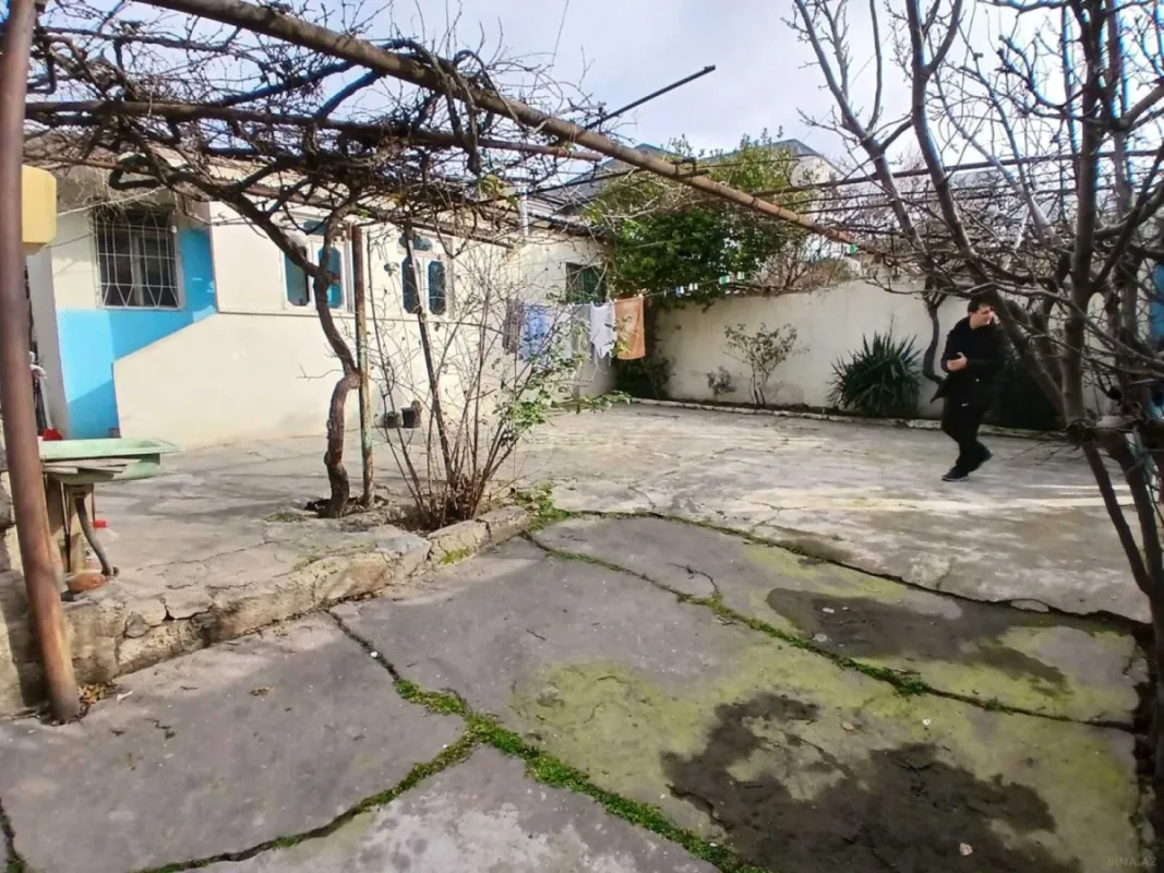Satılır 2 otaqlı həyət evi 60 m²
