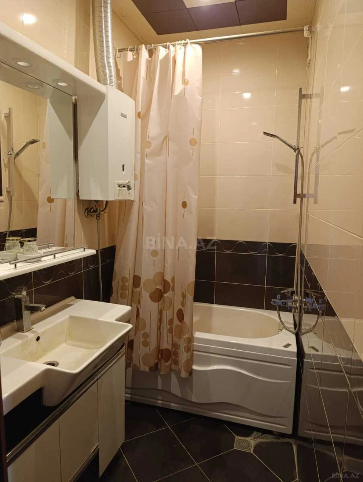 Satılır 3 otaqlı mənzil 75 m²