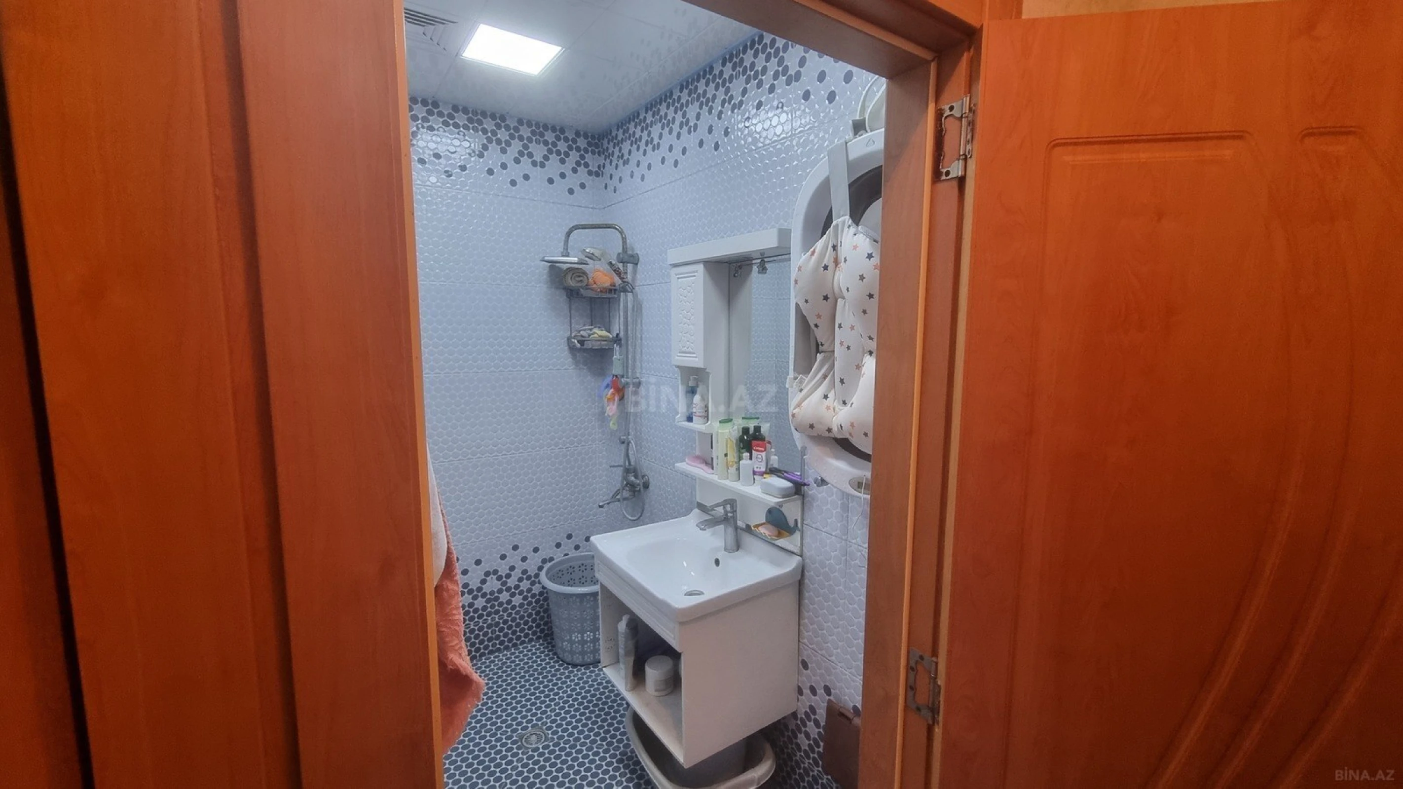 Satılır 4 otaqlı mənzil 100 m²