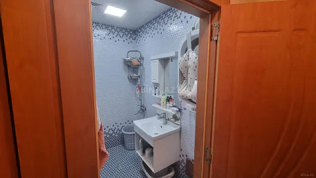 Satılır 4 otaqlı mənzil 100 m²