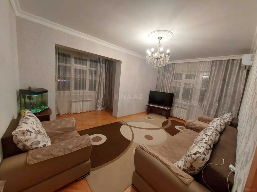 Satılır 4 otaqlı mənzil 100 m²