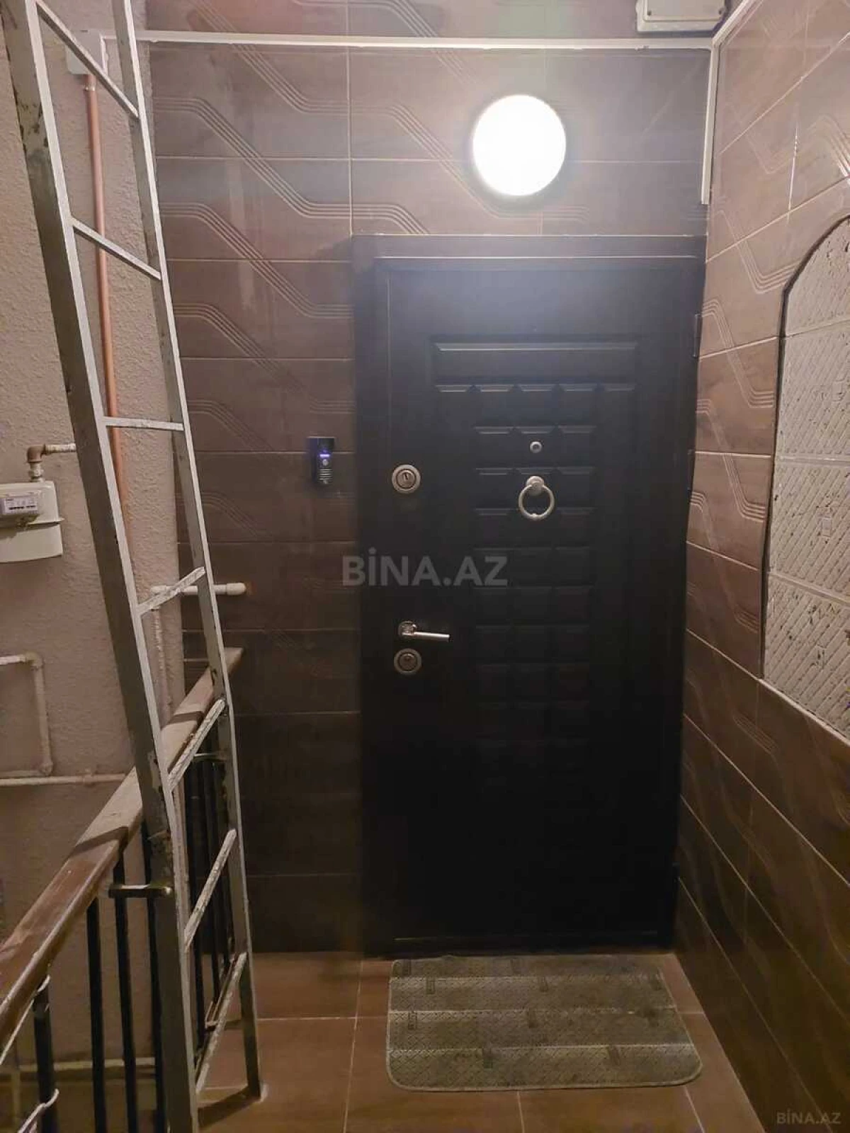 Satılır 4 otaqlı mənzil 100 m²