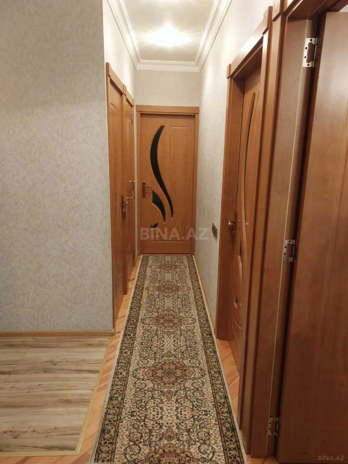 Satılır 4 otaqlı mənzil 100 m²