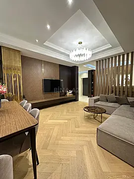 Satılır 4 otaqlı mənzil 145 m²