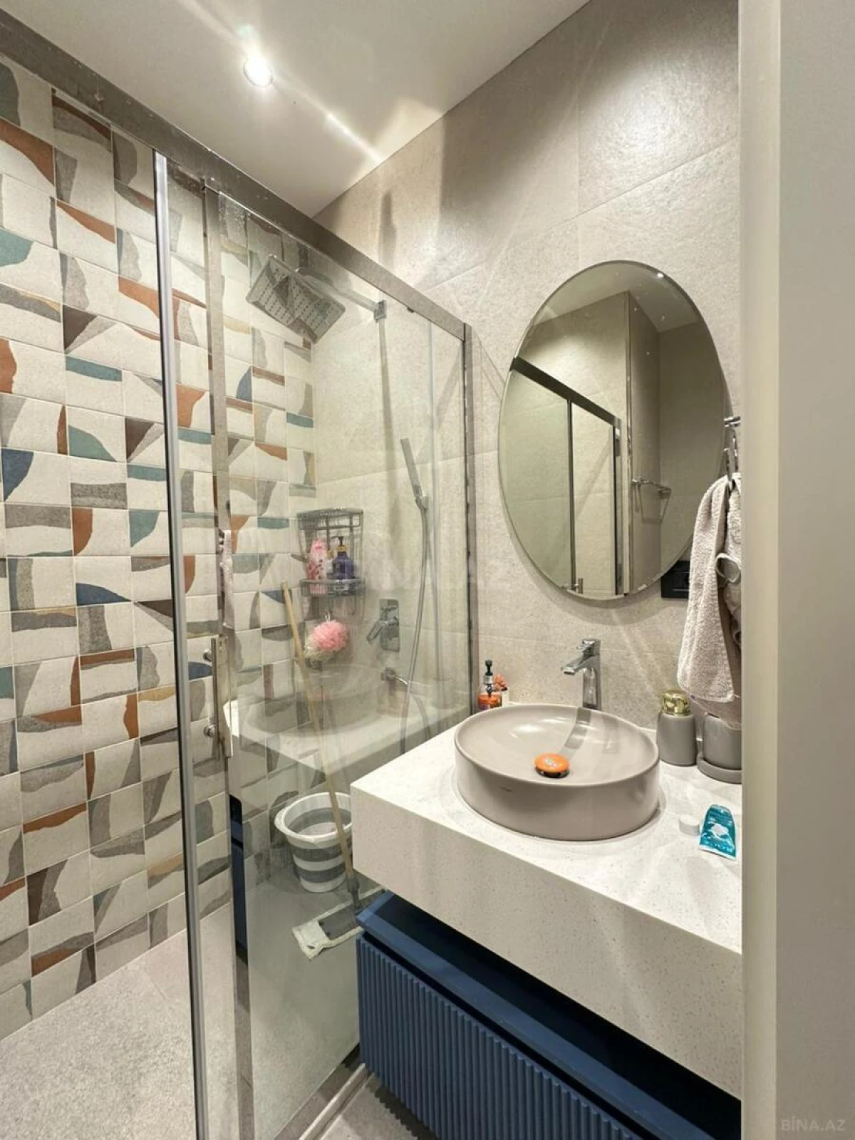 Satılır 4 otaqlı mənzil 145 m²