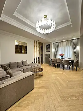 Satılır 4 otaqlı mənzil 145 m²