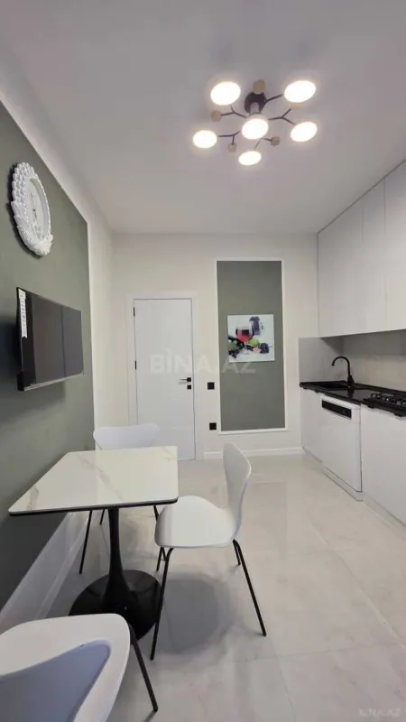 Satılır 2 otaqlı mənzil 78 m²