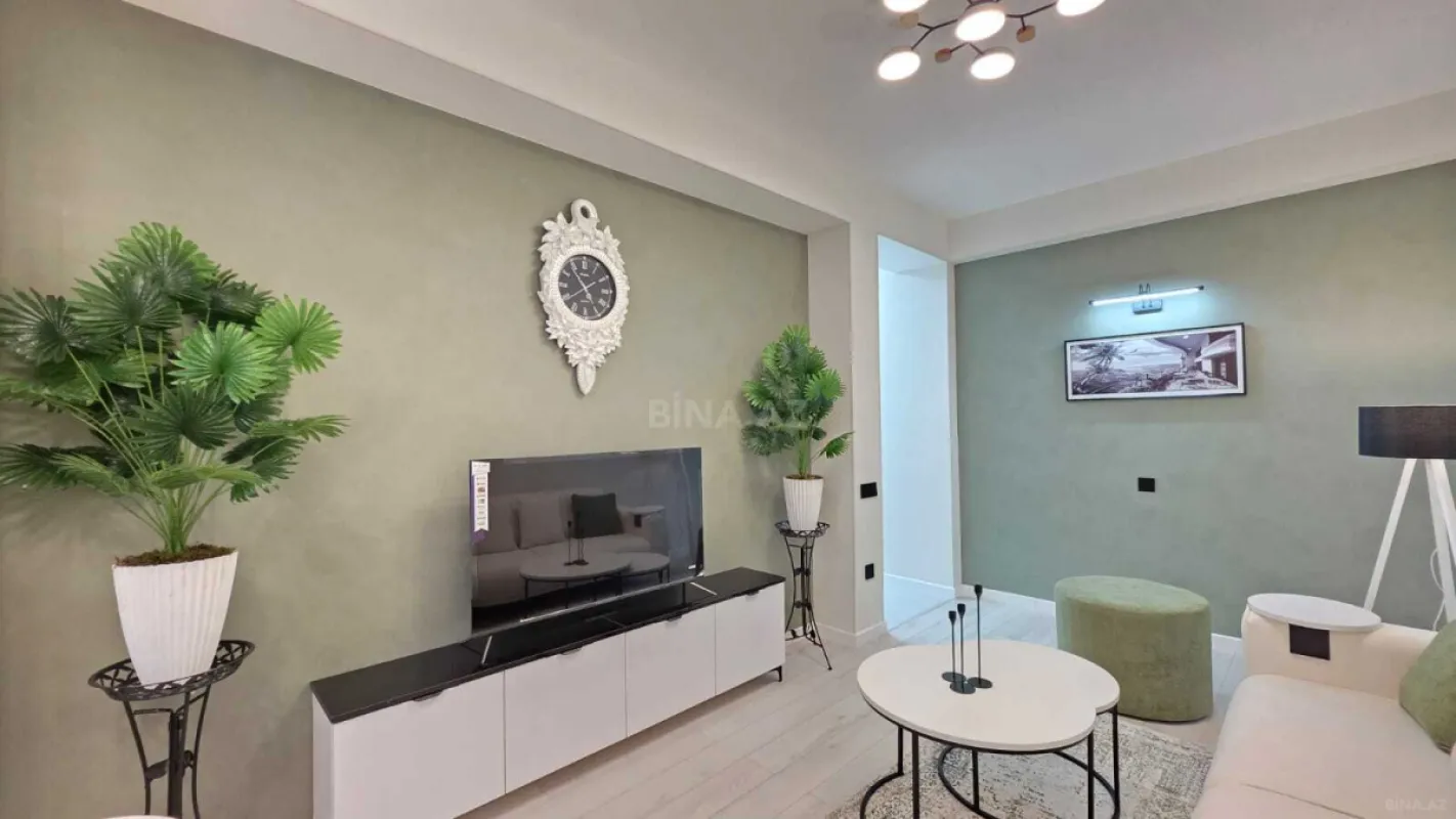 Satılır 2 otaqlı mənzil 78 m²
