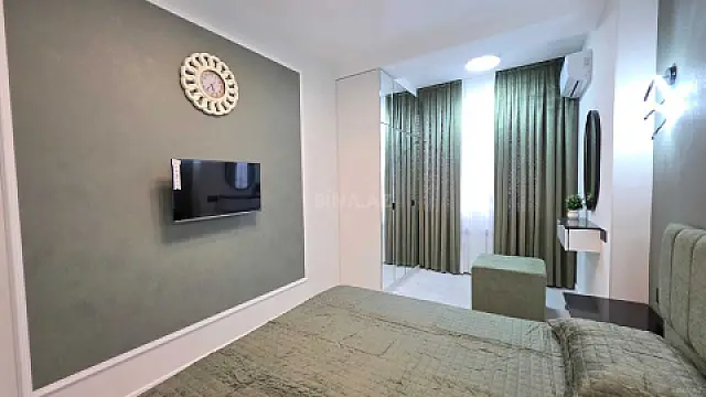 Satılır 2 otaqlı mənzil 78 m²