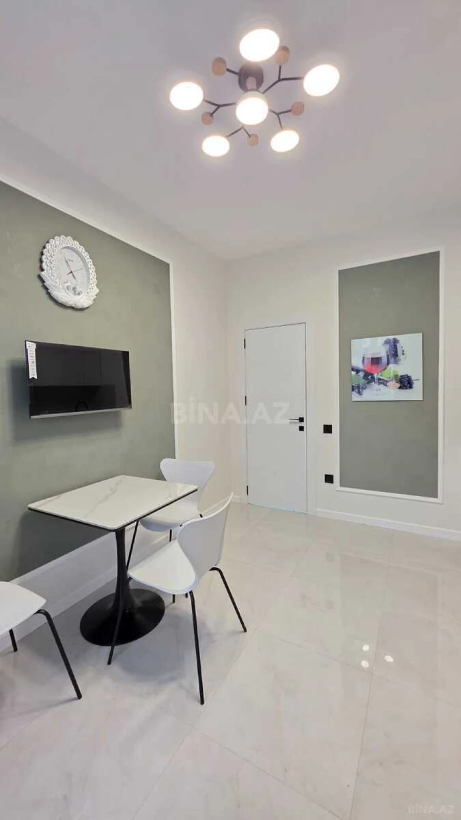 Satılır 2 otaqlı mənzil 78 m²