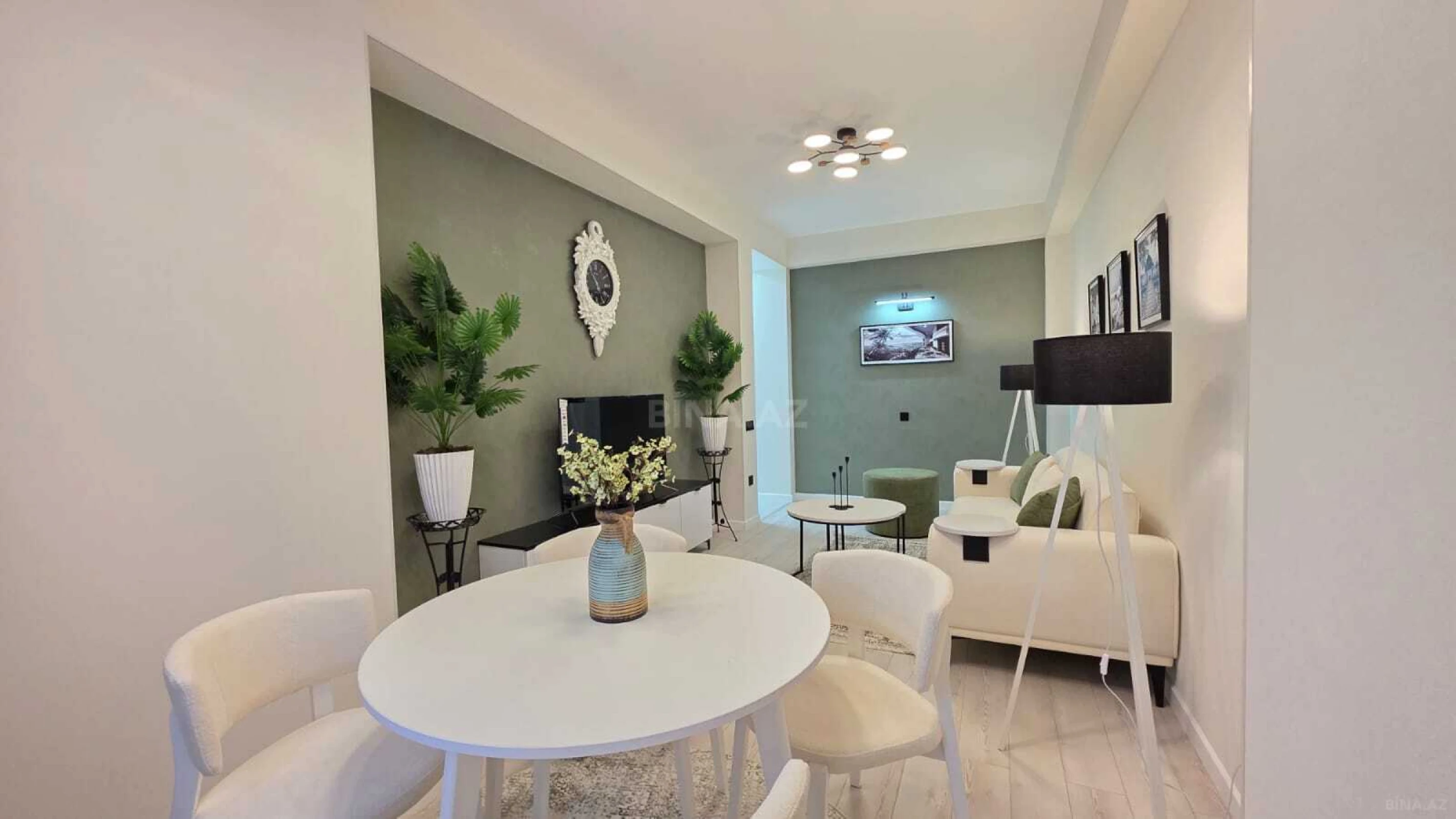 Satılır 2 otaqlı mənzil 78 m²