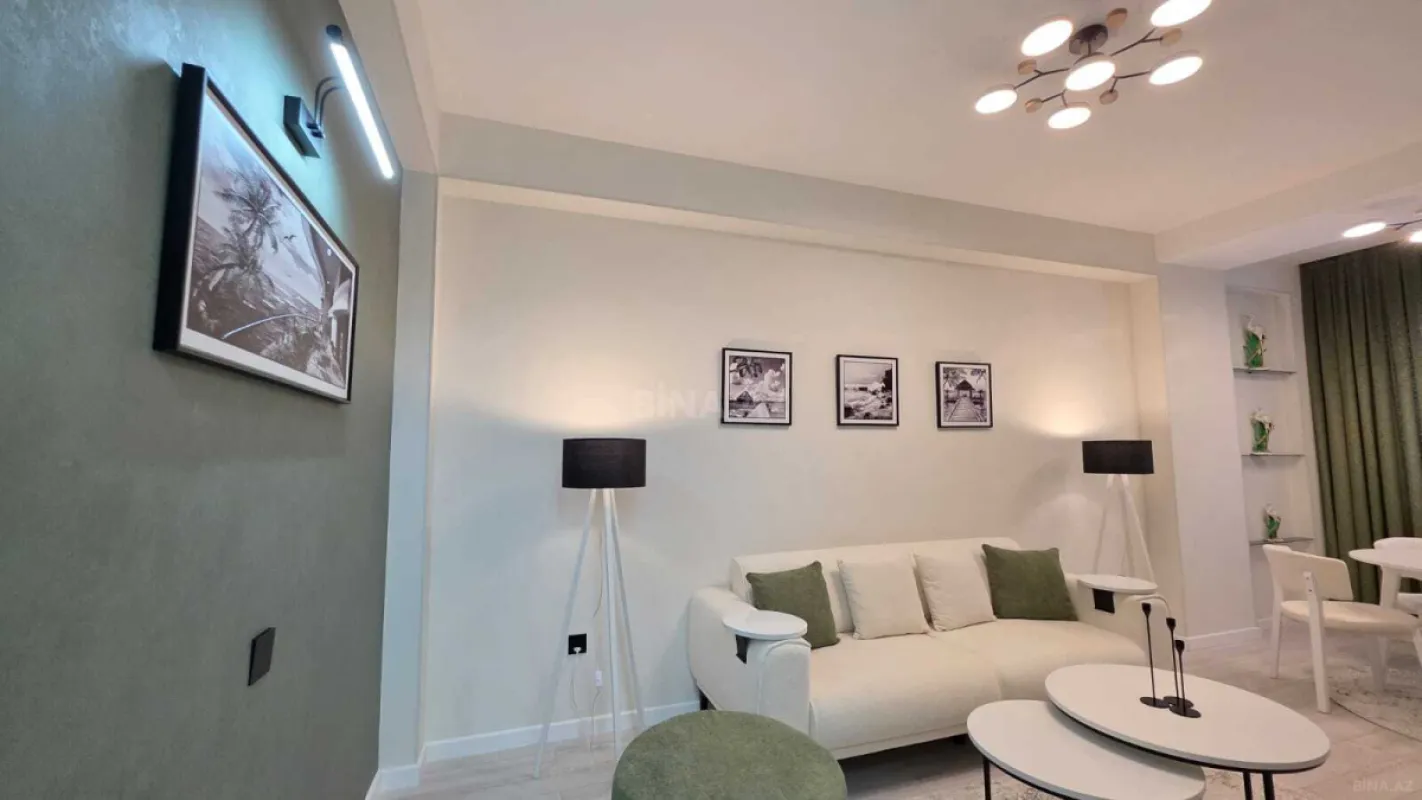 Satılır 2 otaqlı mənzil 78 m²