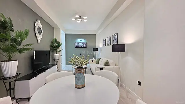 Satılır 2 otaqlı mənzil 78 m²