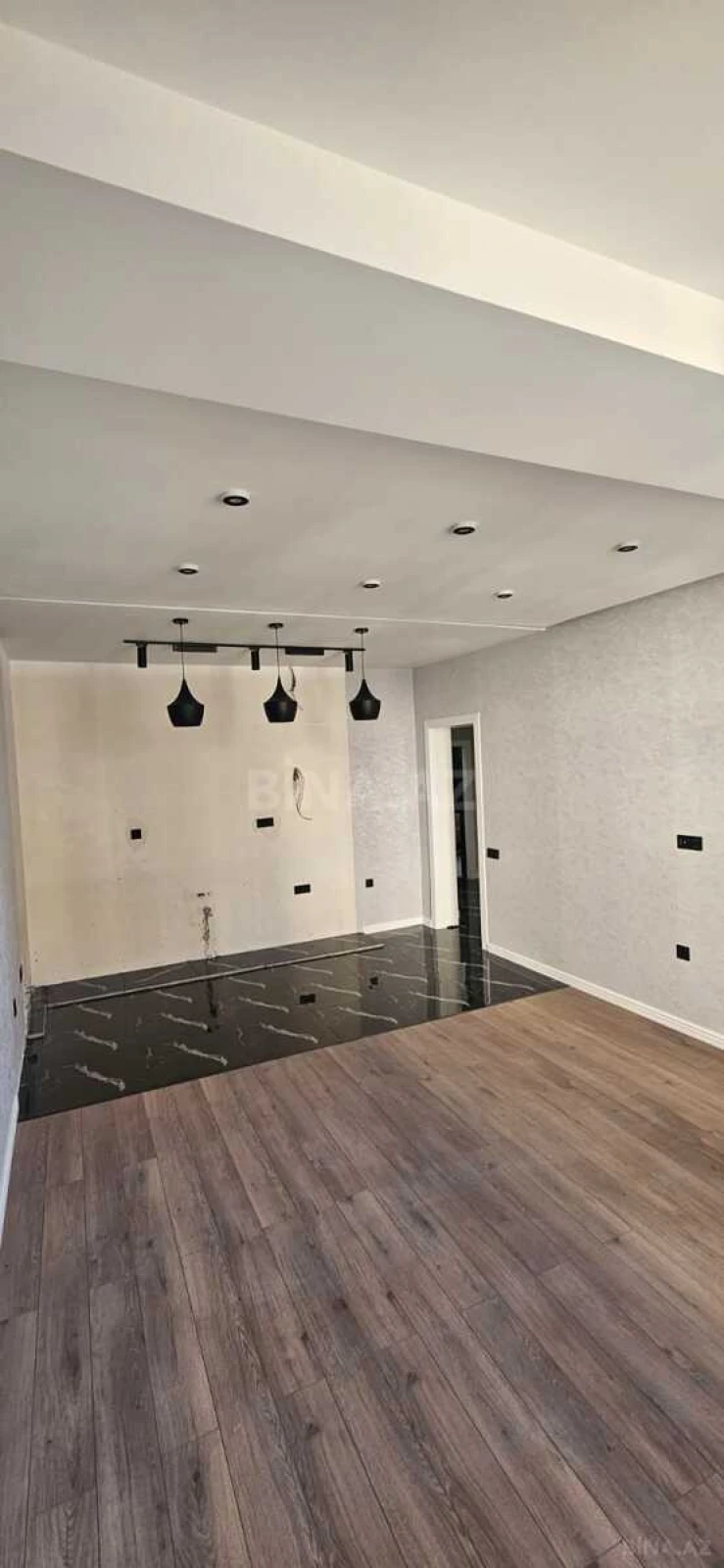 Satılır 2 otaqlı mənzil 62 m²