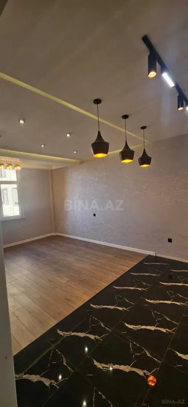 Satılır 2 otaqlı mənzil 62 m²