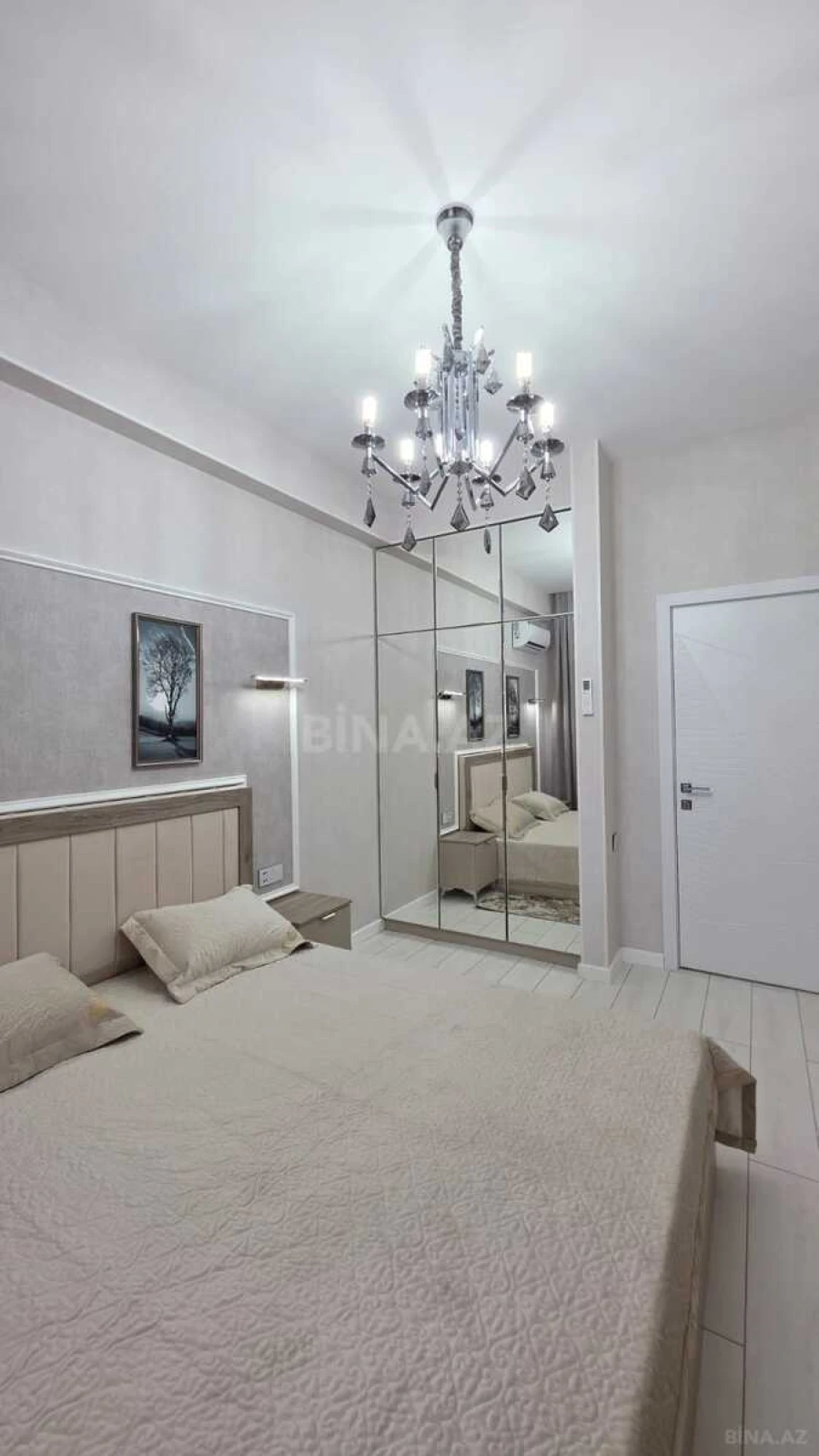 Satılır 2 otaqlı mənzil 65 m²