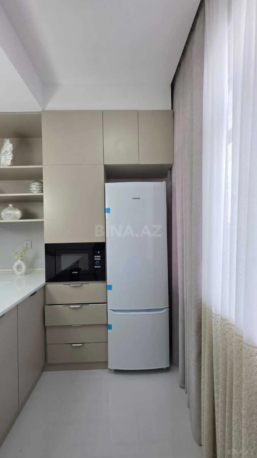 Satılır 2 otaqlı mənzil 65 m²
