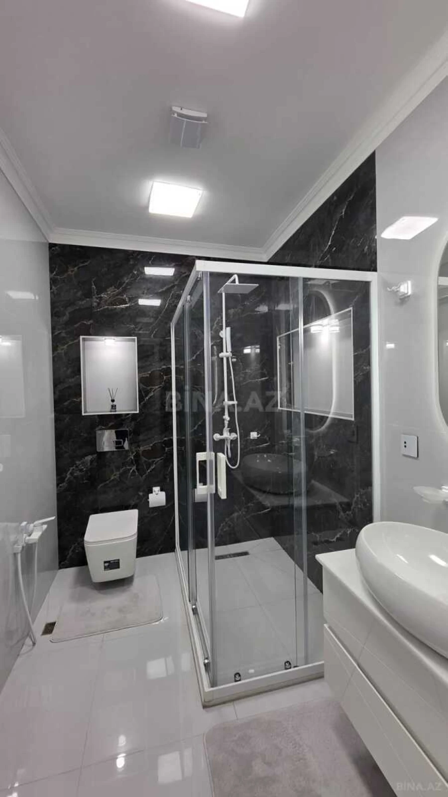 Satılır 2 otaqlı mənzil 65 m²