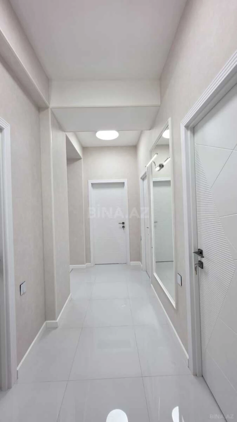 Satılır 2 otaqlı mənzil 65 m²
