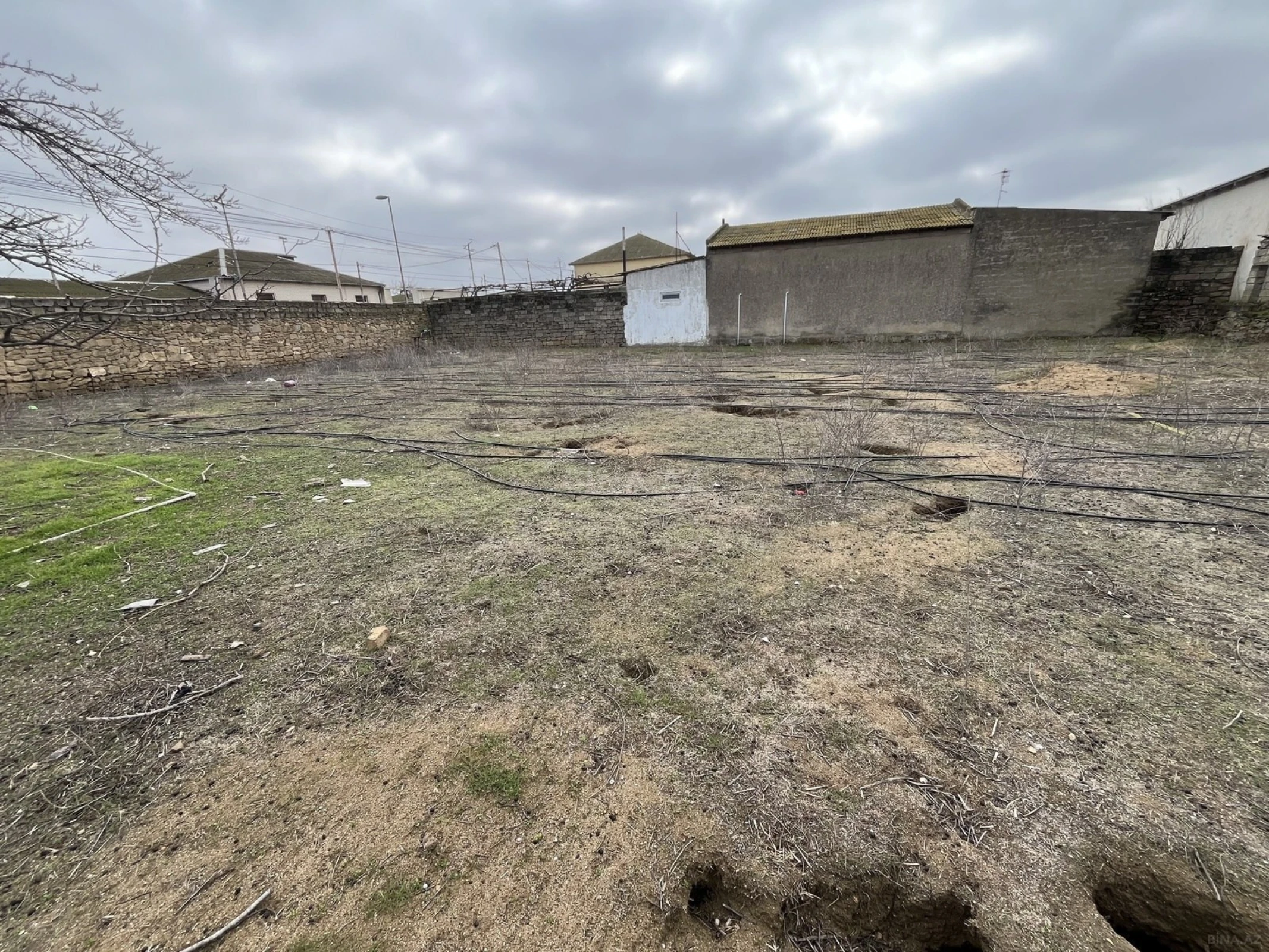 Satılır torpaq sahəsi 15 m²