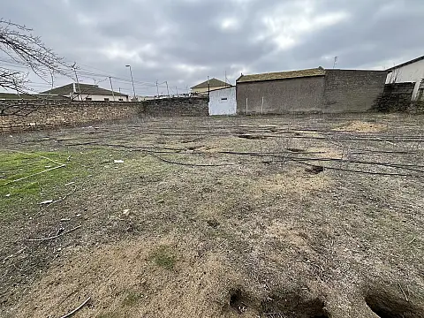 Satılır torpaq sahəsi 15 m²