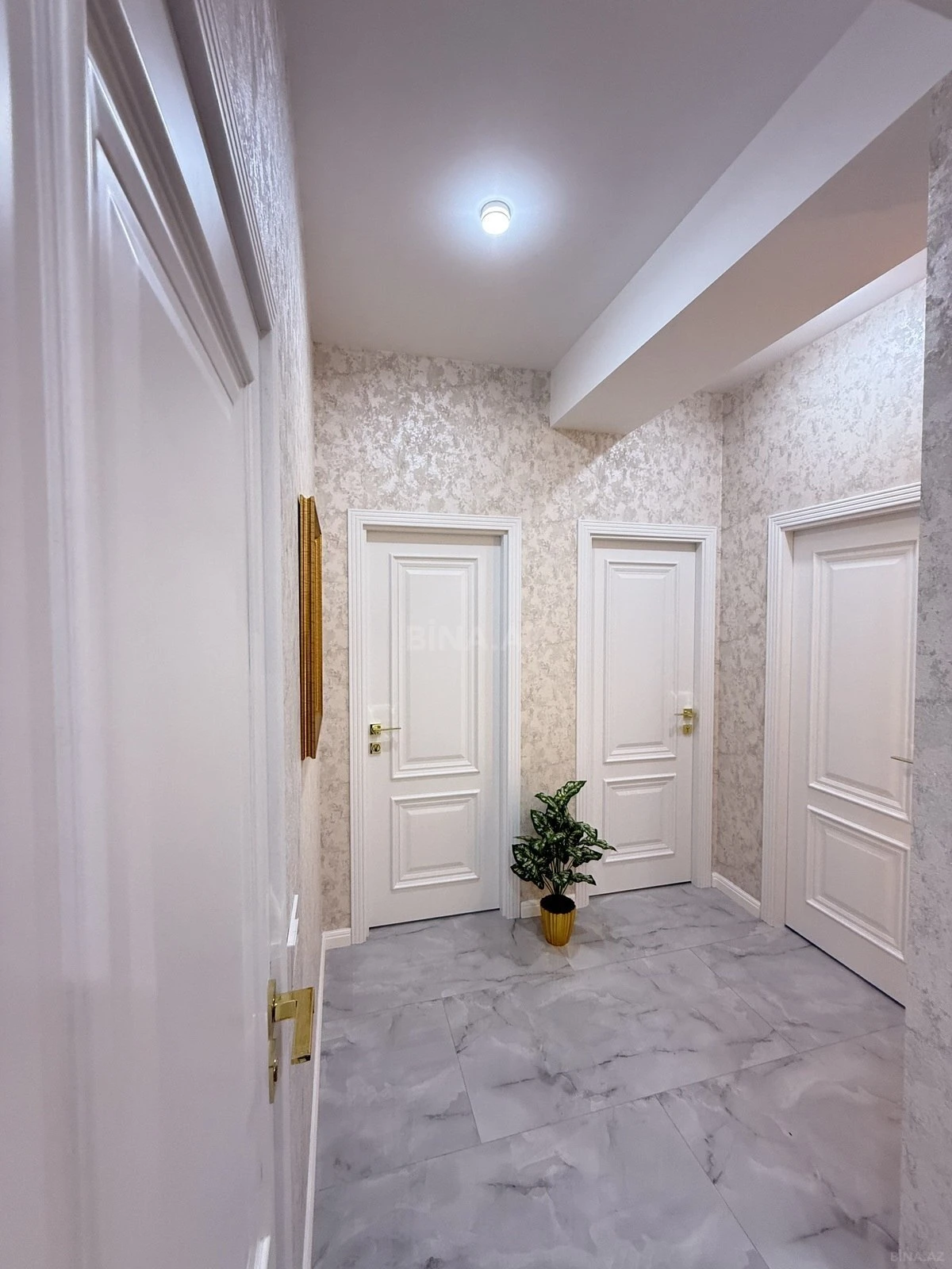 Satılır 3 otaqlı mənzil 85 m²