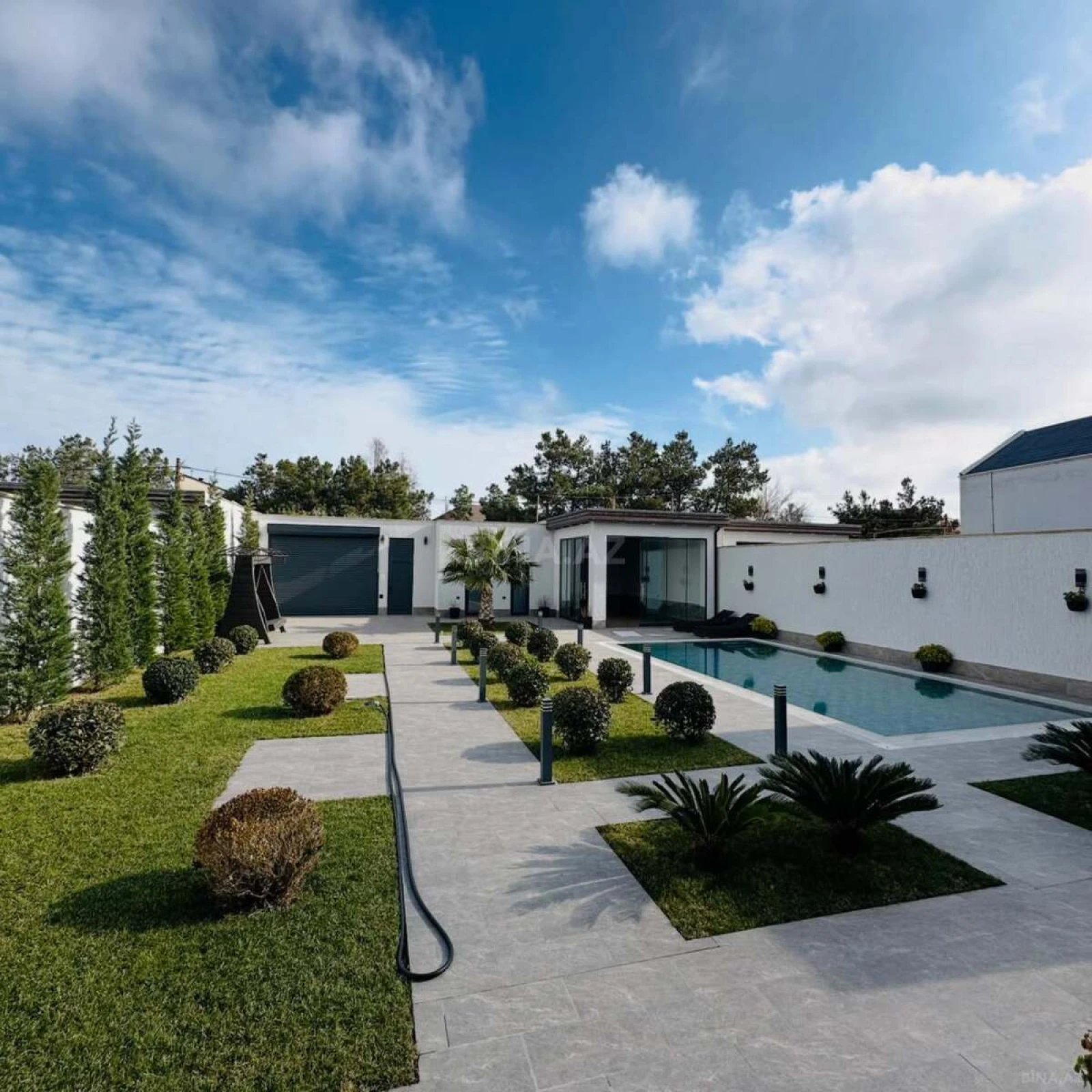 Kirayə verilir 5 otaqlı həyət evi 350 m²