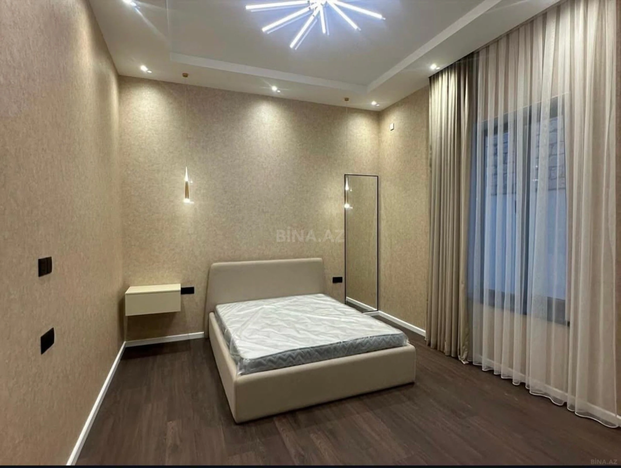 Kirayə verilir 4 otaqlı həyət evi 240 m²