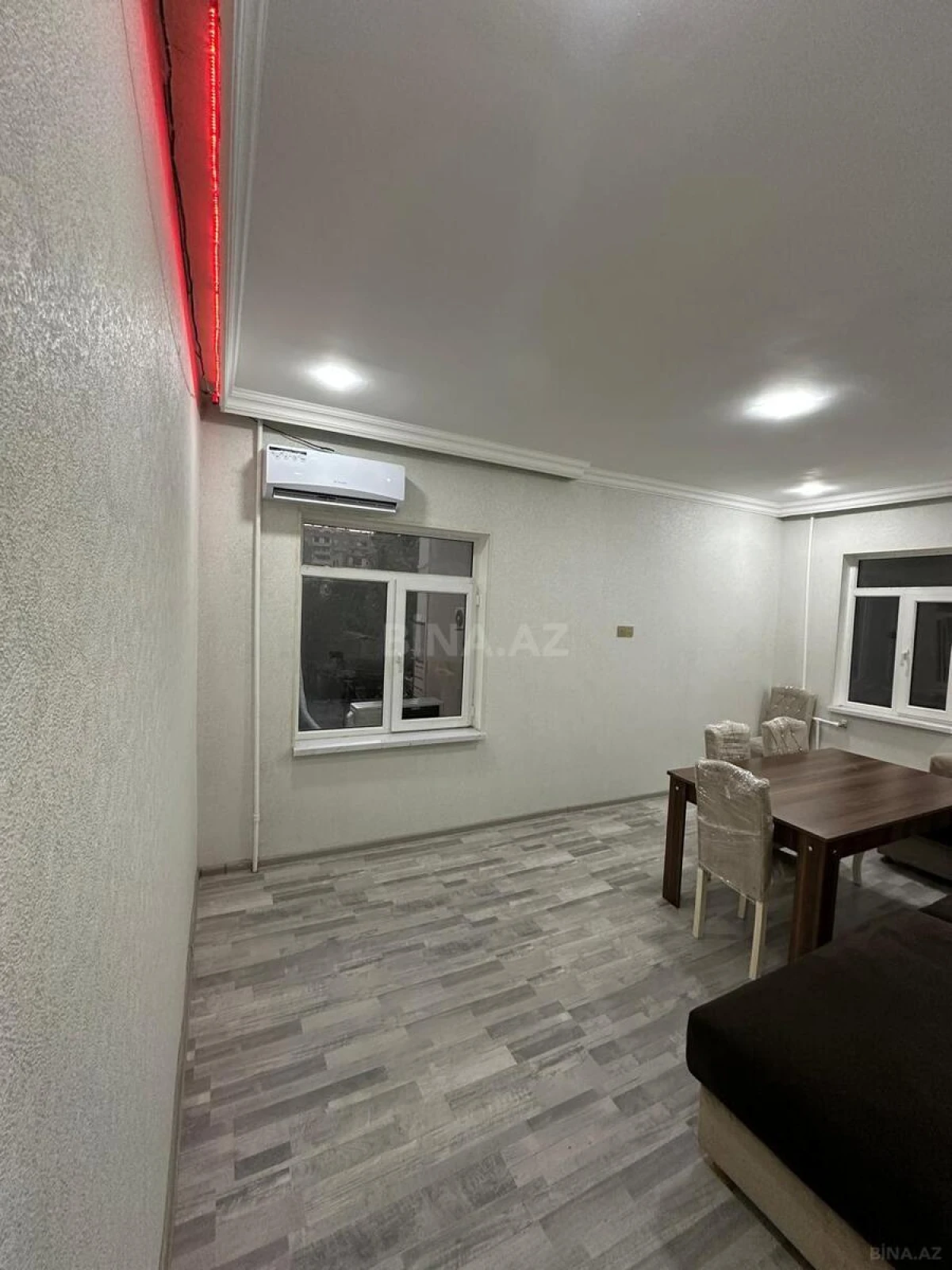 Satılır 2 otaqlı mənzil 45 m²