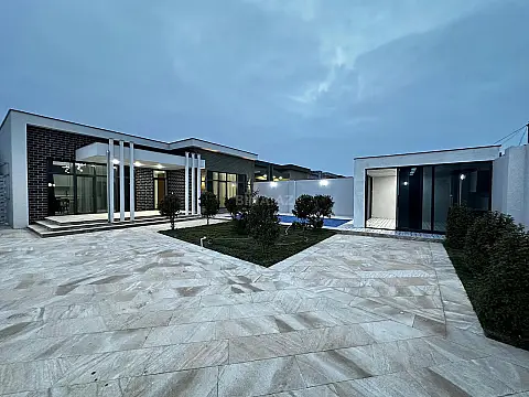 Satılır 4 otaqlı həyət evi 180 m² — Bakı, Mərdəkan 4 otaq 180.00 m²