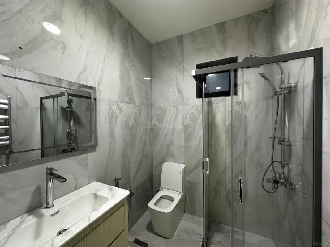 Satılır 4 otaqlı həyət evi 180 m²