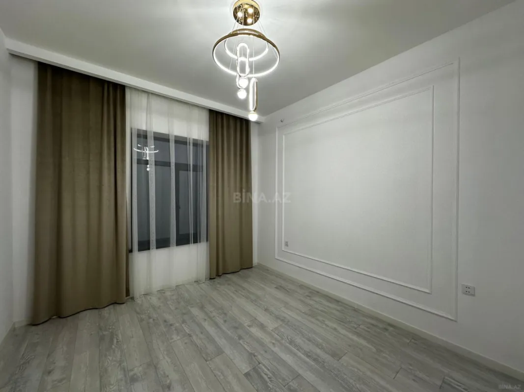 Satılır 4 otaqlı həyət evi 180 m²