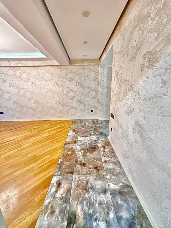 Satılır 2 otaqlı mənzil 107 m²