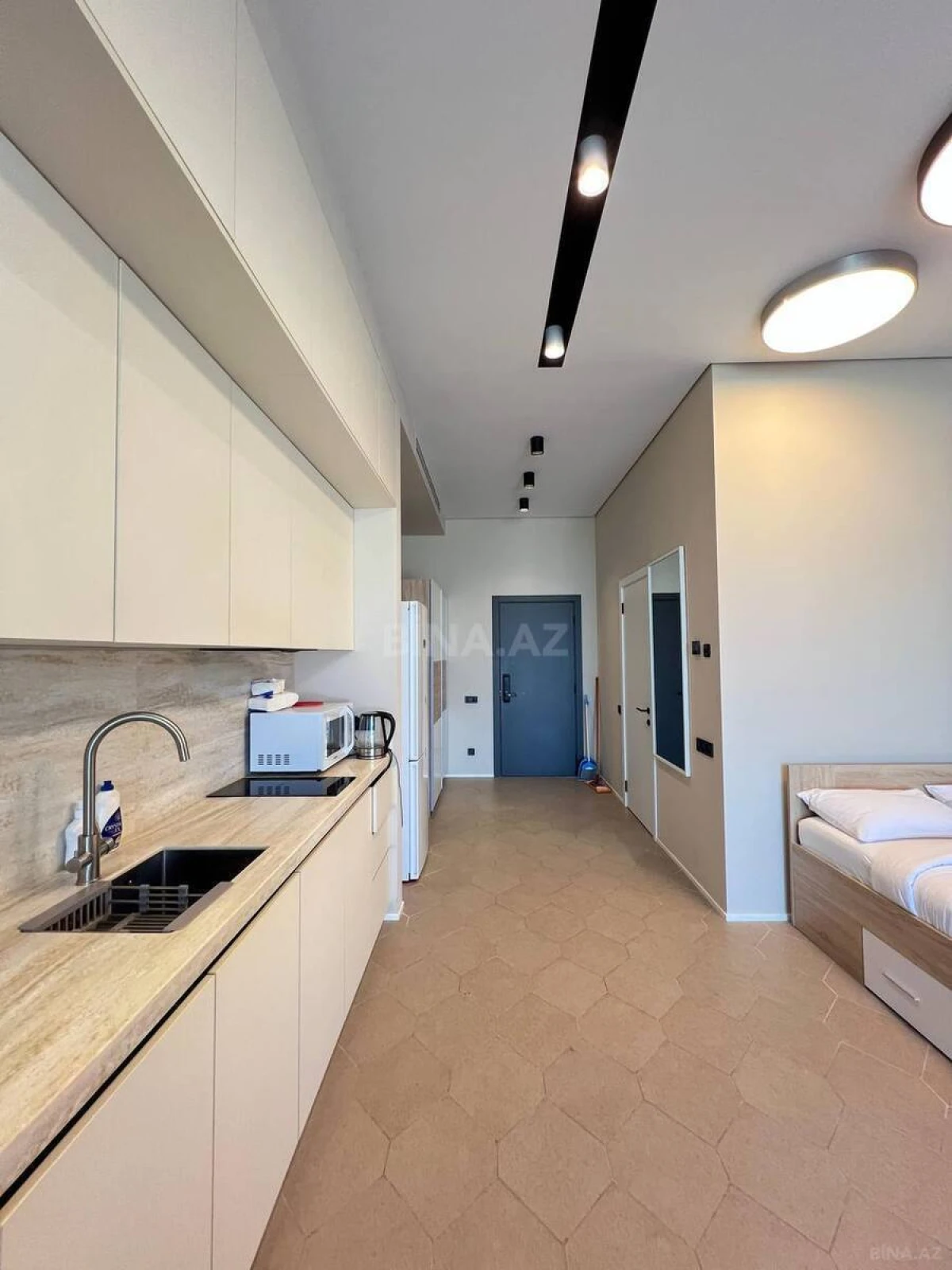 Kirayə verilir 1 otaqlı mənzil 50 m²